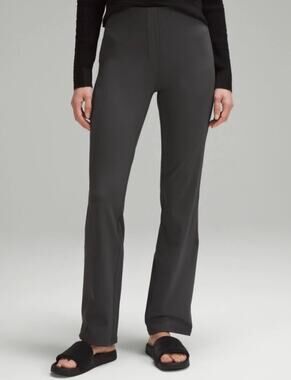 Lululemon Smooth Fit Pull-On High-Rise Pant In Graphite Grey